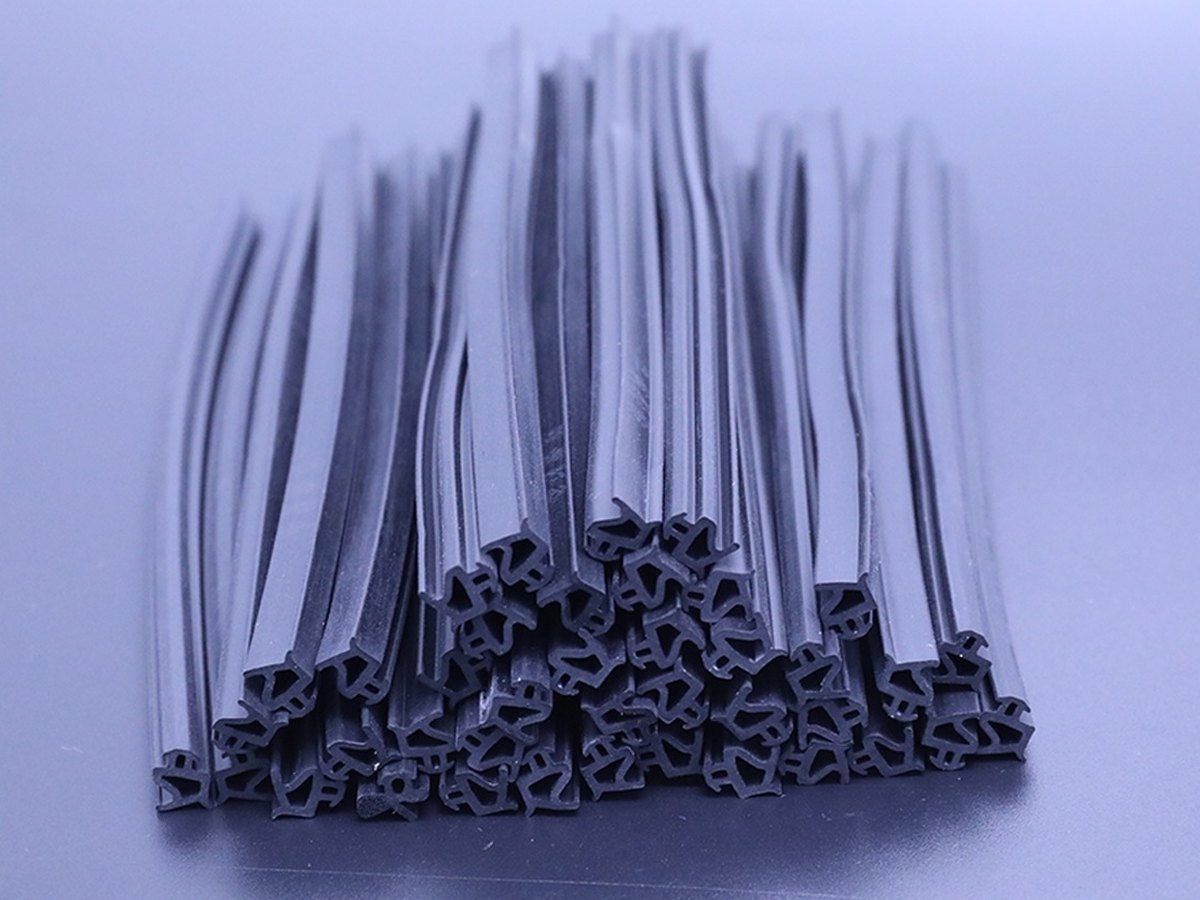 Flame-Retardant Sealing Strip