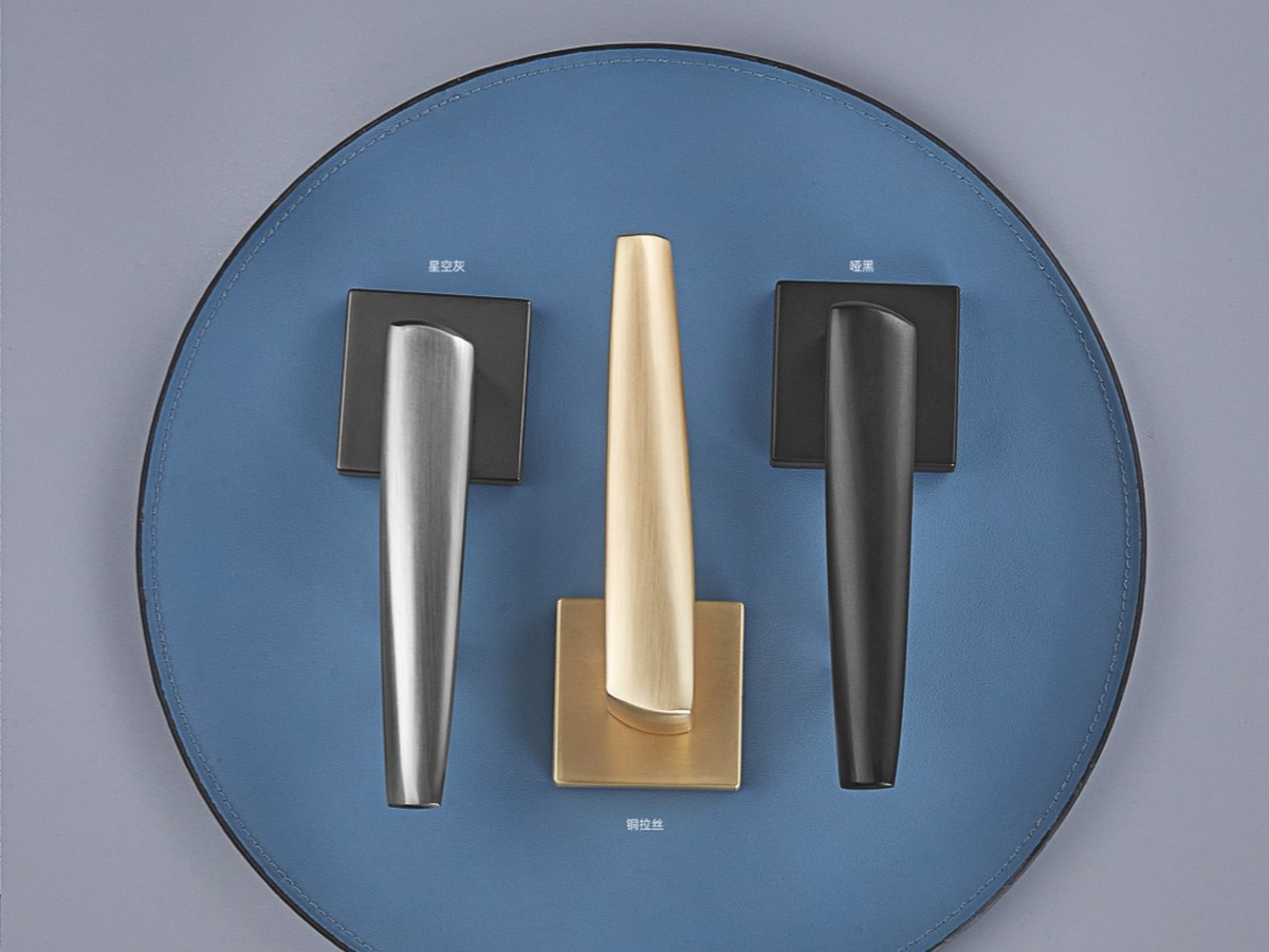 Handles & Pulls
